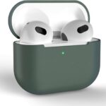 AirPods hoesje legergroen AirPods 3 siliconen vooraanzicht