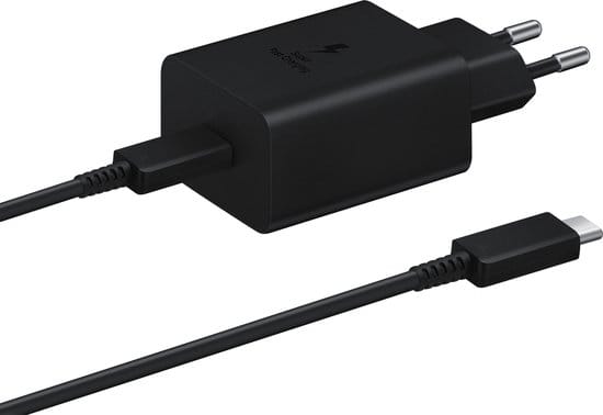 USB C adapter 45W met kabel vooraanzicht